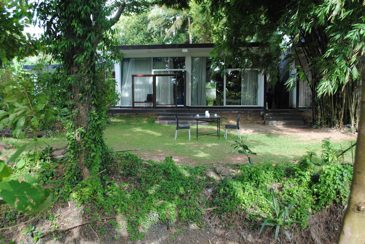 Bridge Hotel Negombo Kimbulapitiya Екстер'єр фото