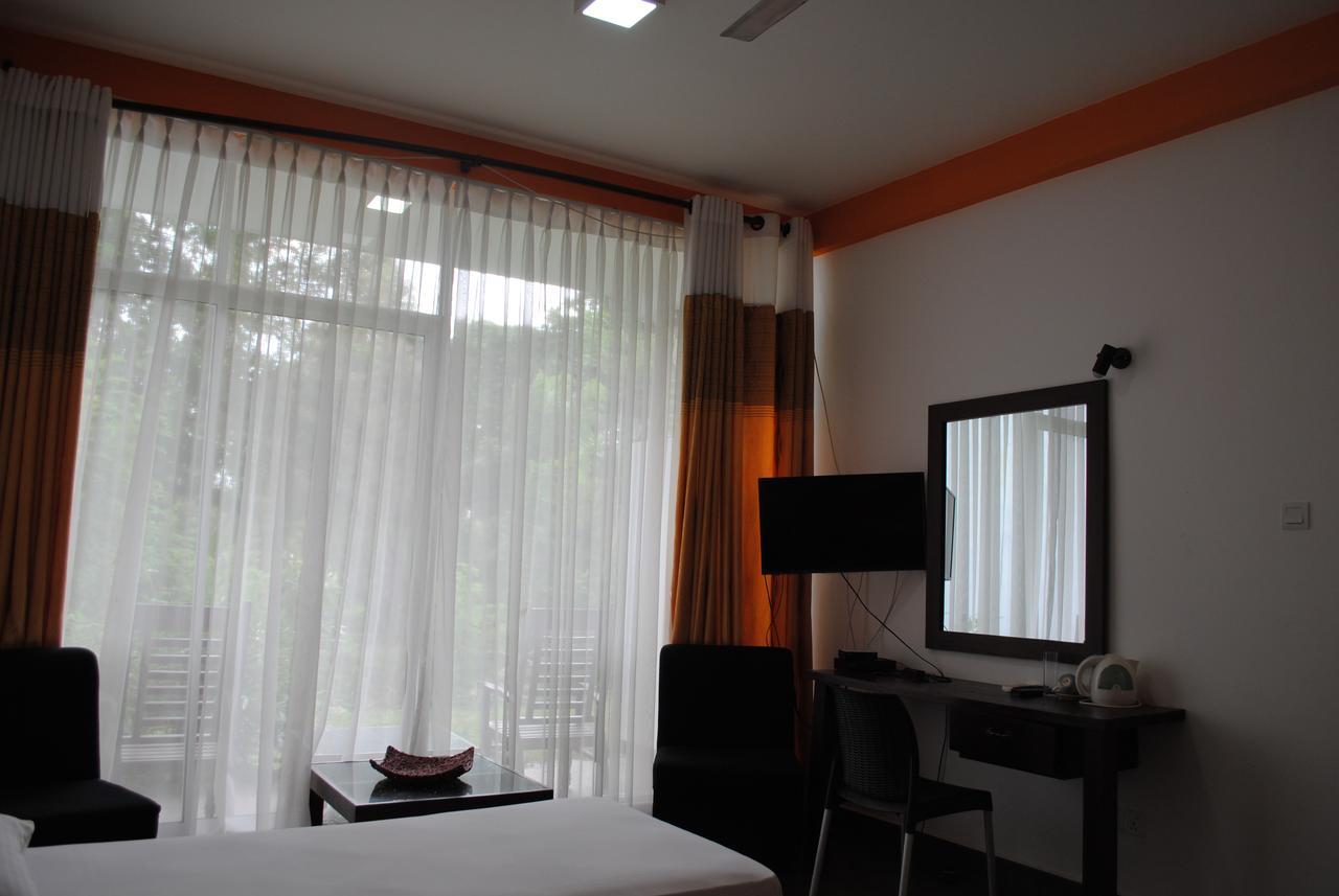 Bridge Hotel Negombo Kimbulapitiya Номер фото